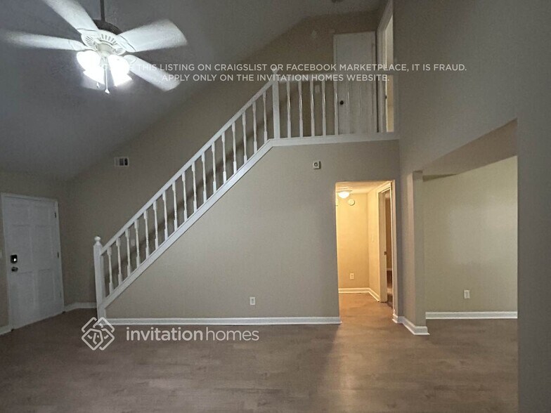 Building Photo - 2529 Country Lake Cir