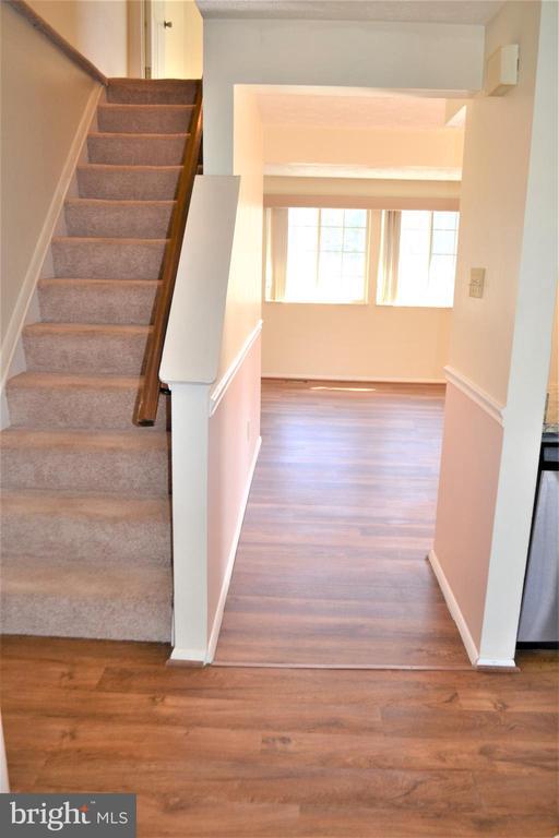 Building Photo - 8349 Windfall Rd