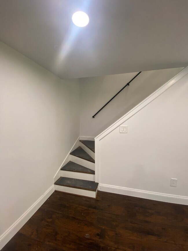 Building Photo - Stylish 5 Bedroom home in Fort Washington