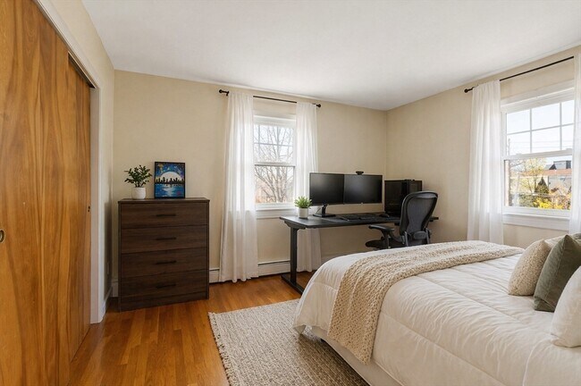 Building Photo - 30 Chester St