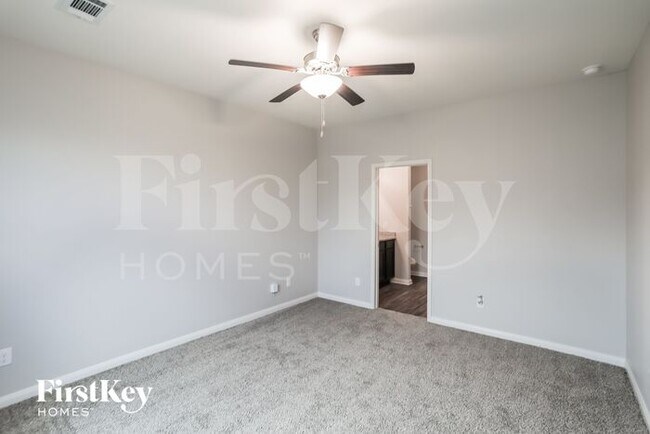Building Photo - 5904 Garnet Hill Ln