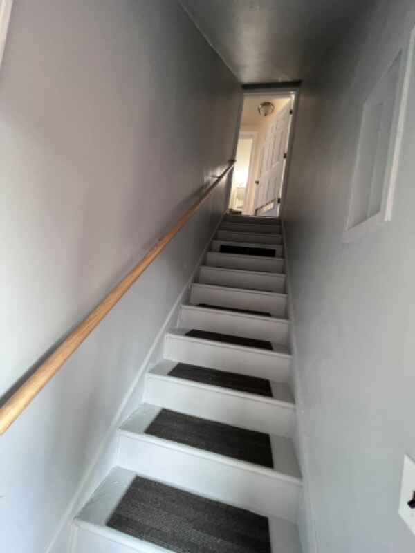 Building Photo - 7069 Belleville Rd