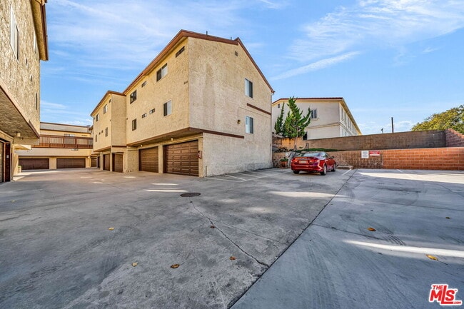 Building Photo - 2333 241st St