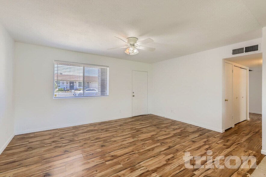 Building Photo - 17834 N 9th Ave