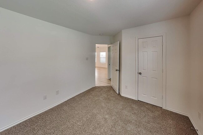 Building Photo - 22412 Sonora River Trce