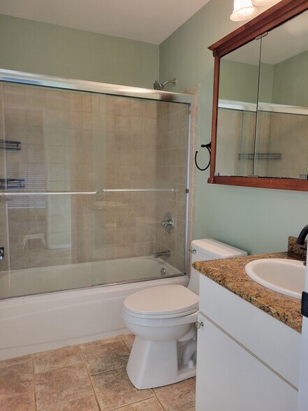 Building Photo - 160 Keonekai Rd