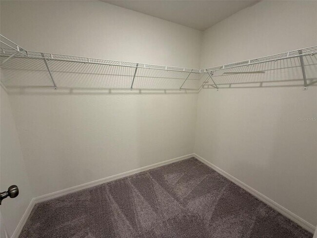 Building Photo - 3471 Ledgewood St