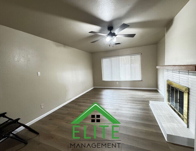 Building Photo - **Charming 3-Bedroom Home in Established S...