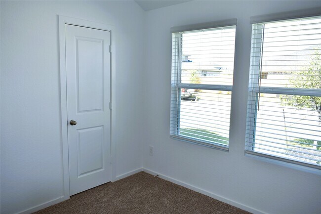 Building Photo - 27307 Azure Fls Dr