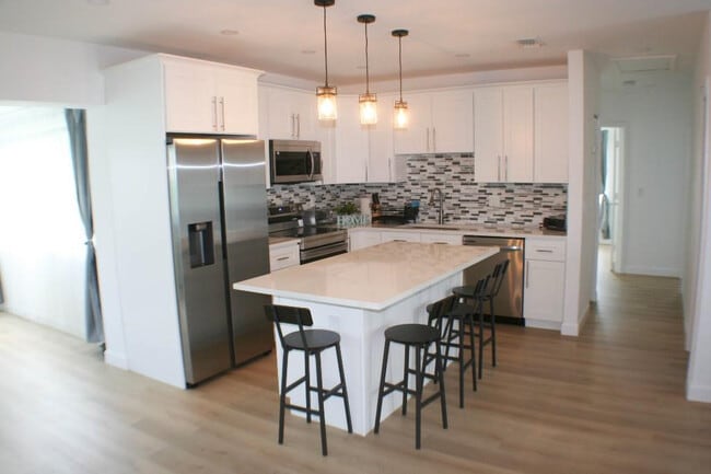 Building Photo - 1901 Northridge Rd