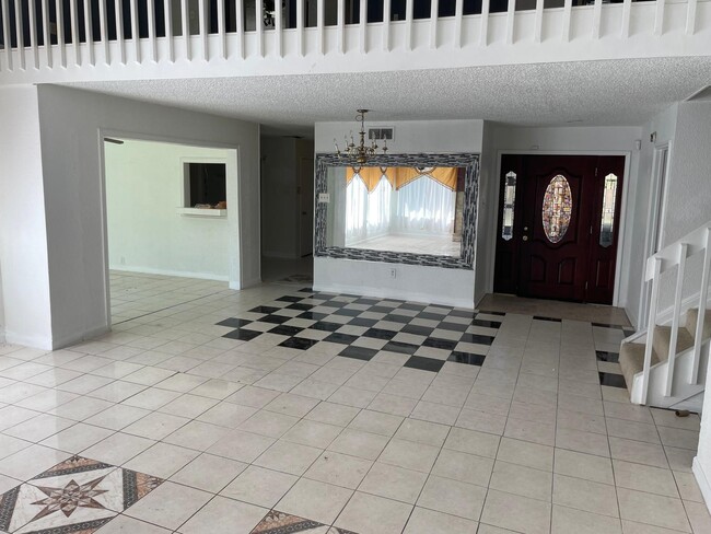 Building Photo - 12915 Ashford Knoll Dr