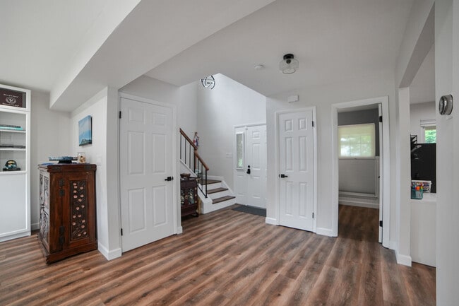 Building Photo - 23647 Rolling Fork Way