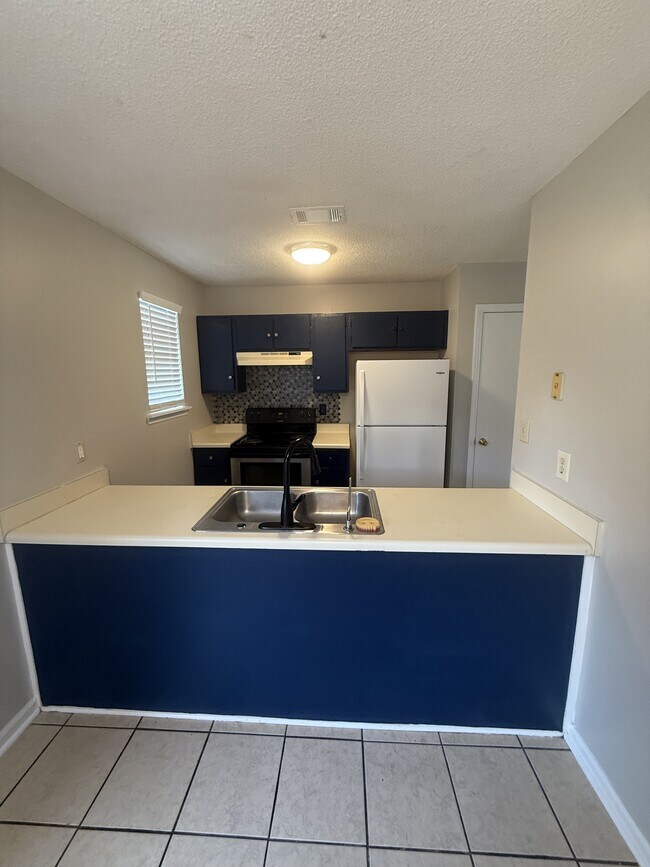 Building Photo - 109 Mauldon Ct