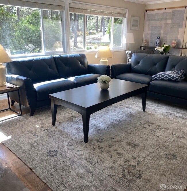 Building Photo - 4052 Costado Rd