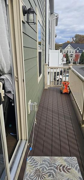 Building Photo - 2008 Hemlock Ln