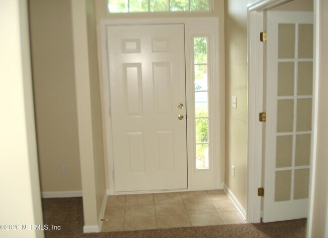 Building Photo - 684 Sid Dr