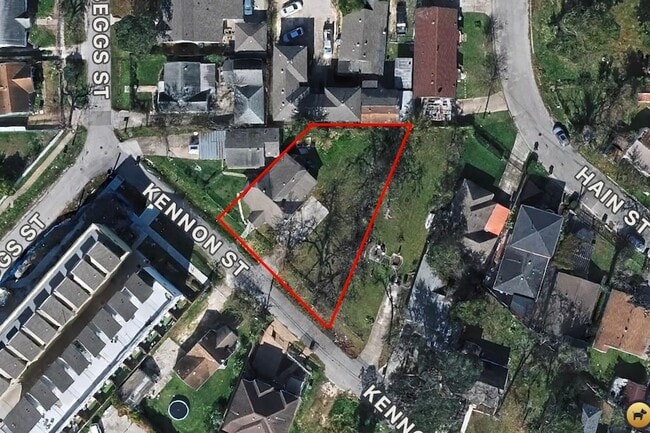 Building Photo - 3916 Kennon St