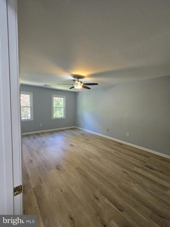 Building Photo - 2205 Blue Valley Dr