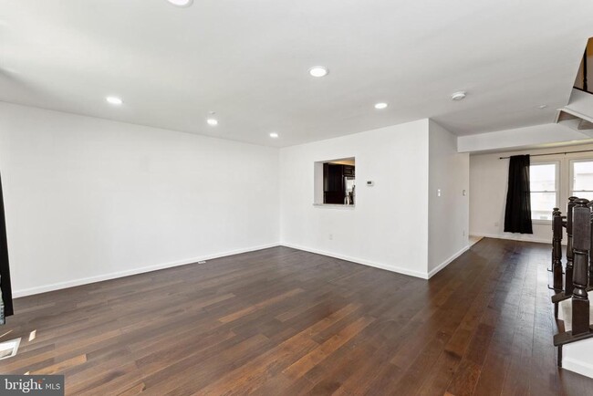Building Photo - 12616 Wrightwood Ct