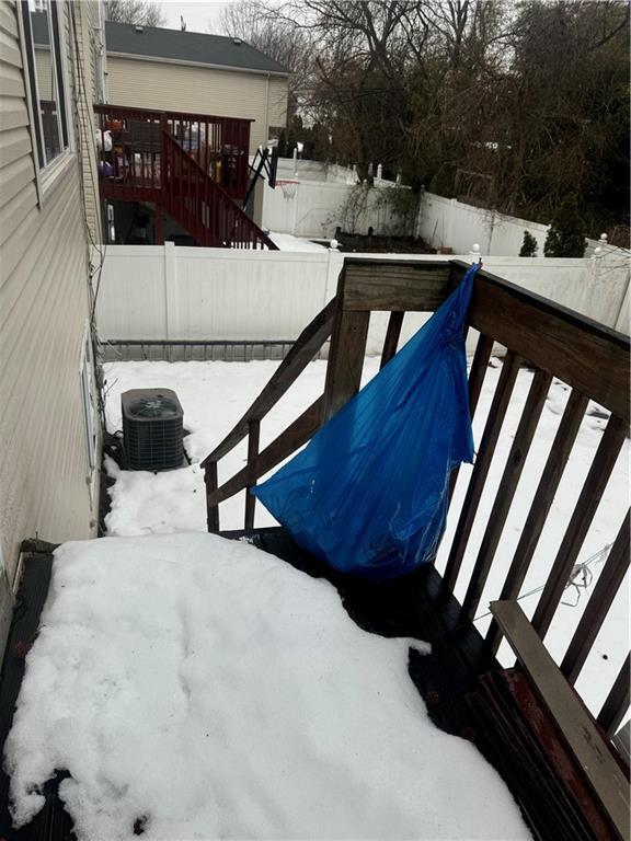 Building Photo - 359 Netherland Ave