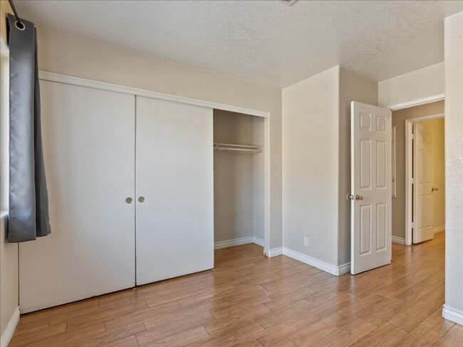 Building Photo - Welcome home