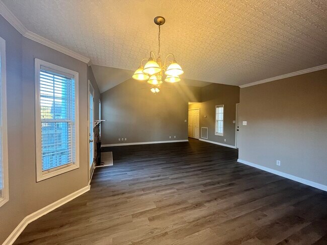 Building Photo - 1353 Francesca Drive