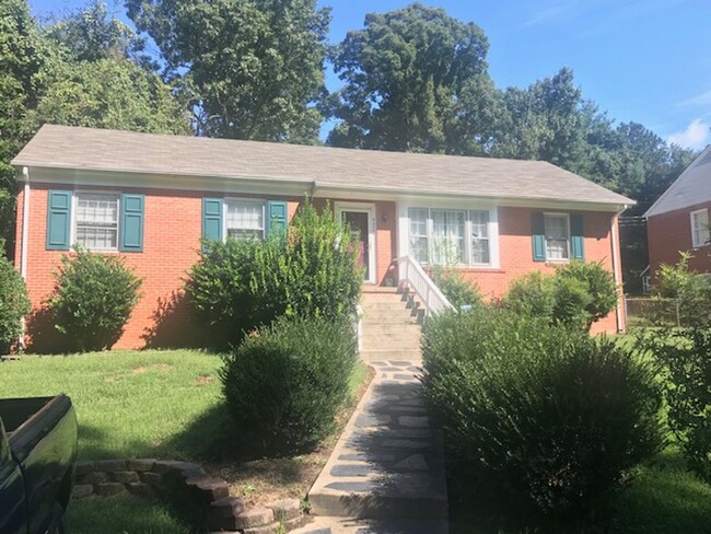 Primary Photo - Three Bedroom Two Bathroom Brick Ranch Hom...