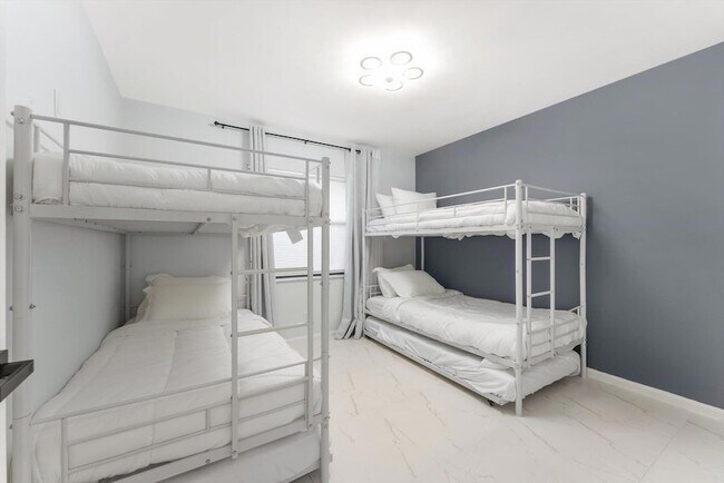 Building Photo - 13947 Geranium Pl