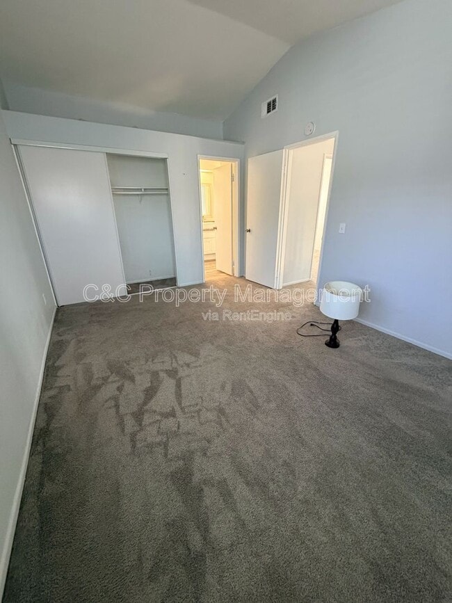 Building Photo - 13110 Mohican Dr