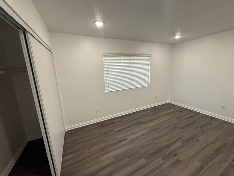 Building Photo - 41041 Alder Ave