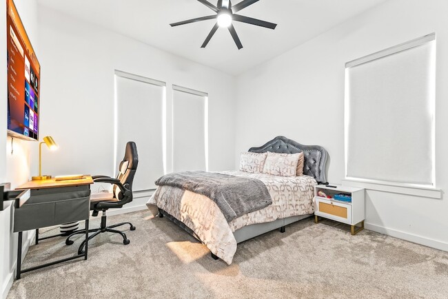 Building Photo - 1211 Bonnie View Rd