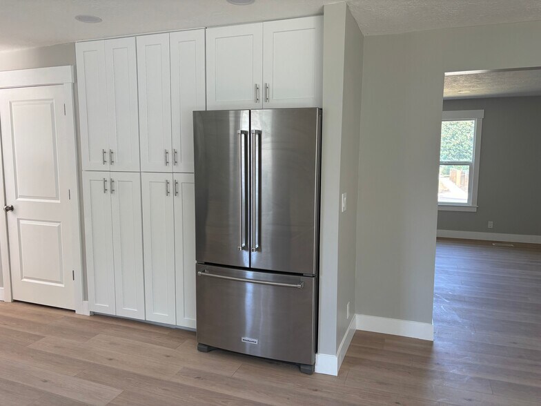 Building Photo - 9185 S Quail Hollow Dr