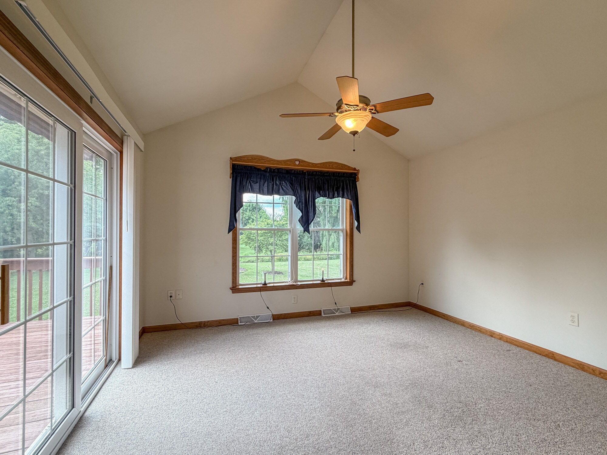 Building Photo - 1387 Sheep Hill Rd