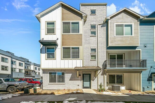 Building Photo - 12326 W 56th Ln
