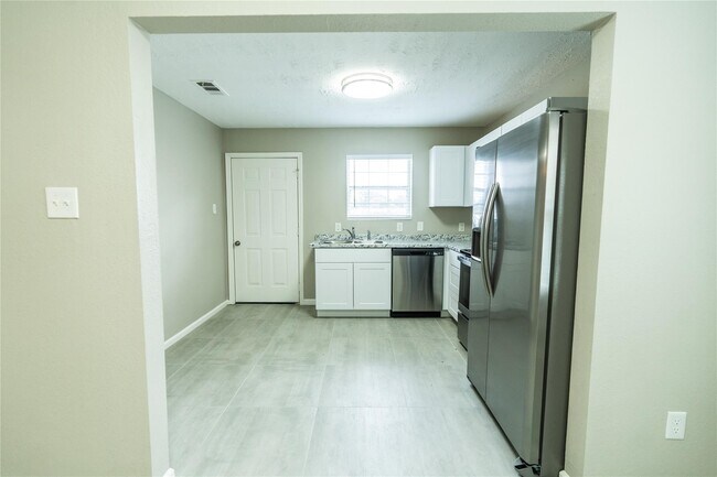 Building Photo - 12407 Nectar Ct