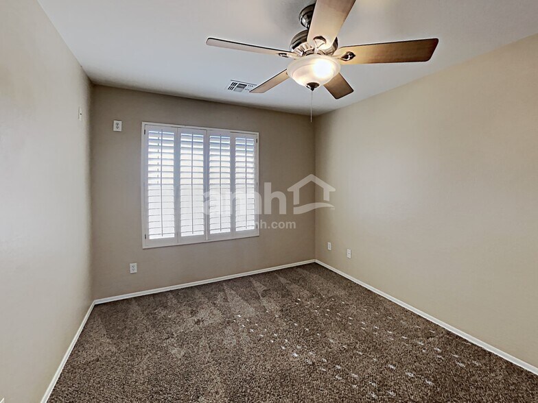 Building Photo - 7024 W Branham Ln