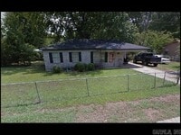 Building Photo - 10223 Tela Dr