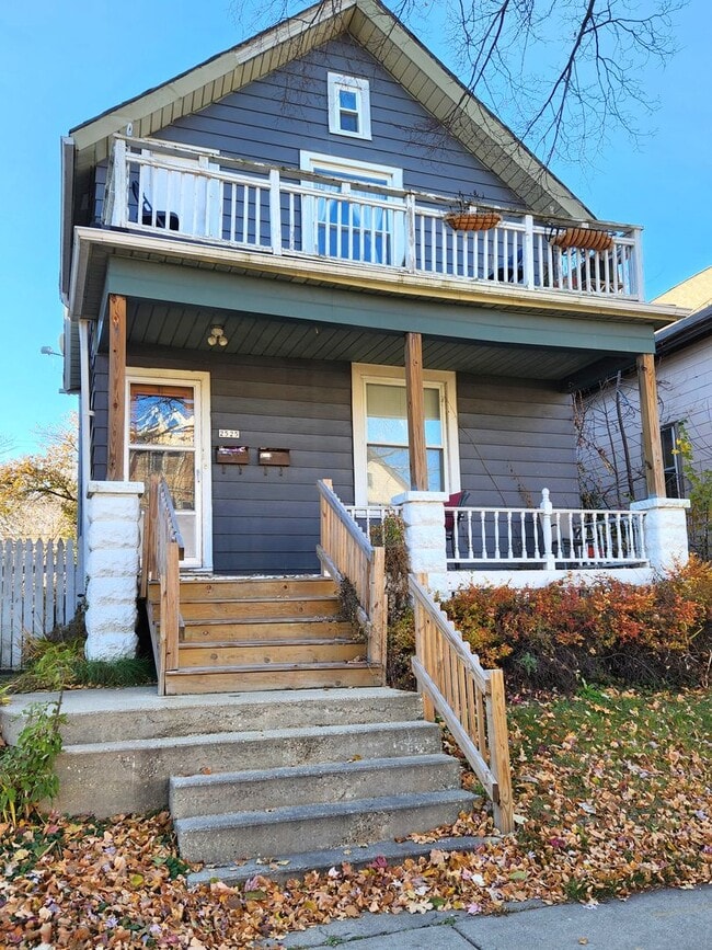 Building Photo - 2525 N Weil St