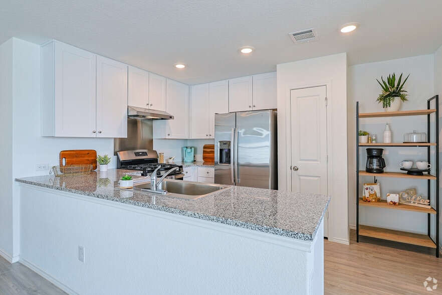 4BR, 2BA - 1,667SF - Grace Meadows