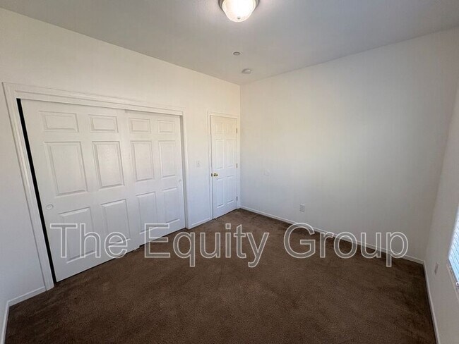 Building Photo - 30910 Jackrabbit St