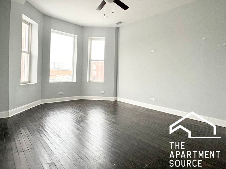 Building Photo - 3858 W Grenshaw St