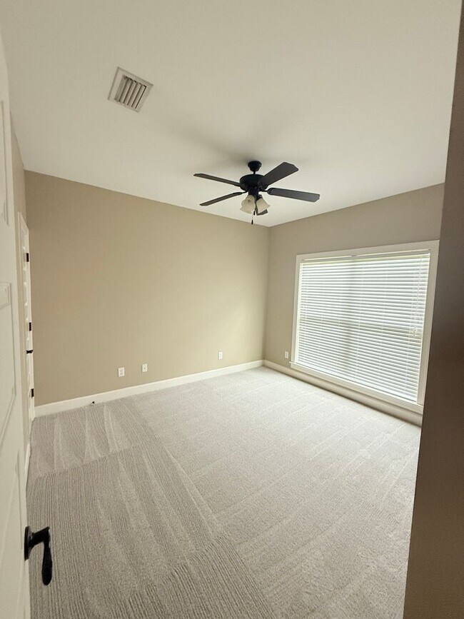 Building Photo - Maddison Subdivision