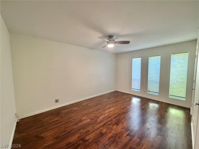 Building Photo - 650 Oakmont Ave