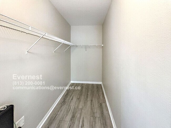 Building Photo - 12104 Fawn Brindle St