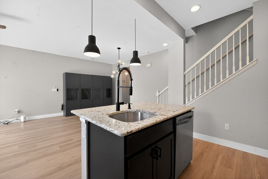 Building Photo - 1654 Aspen Meadows Cir