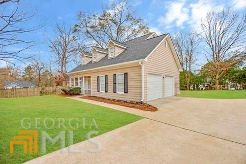 Building Photo - 3840 Arbor Ln SE