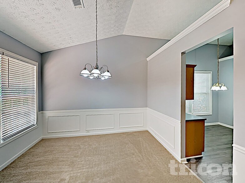 Building Photo - 420 Heathcliff Ct