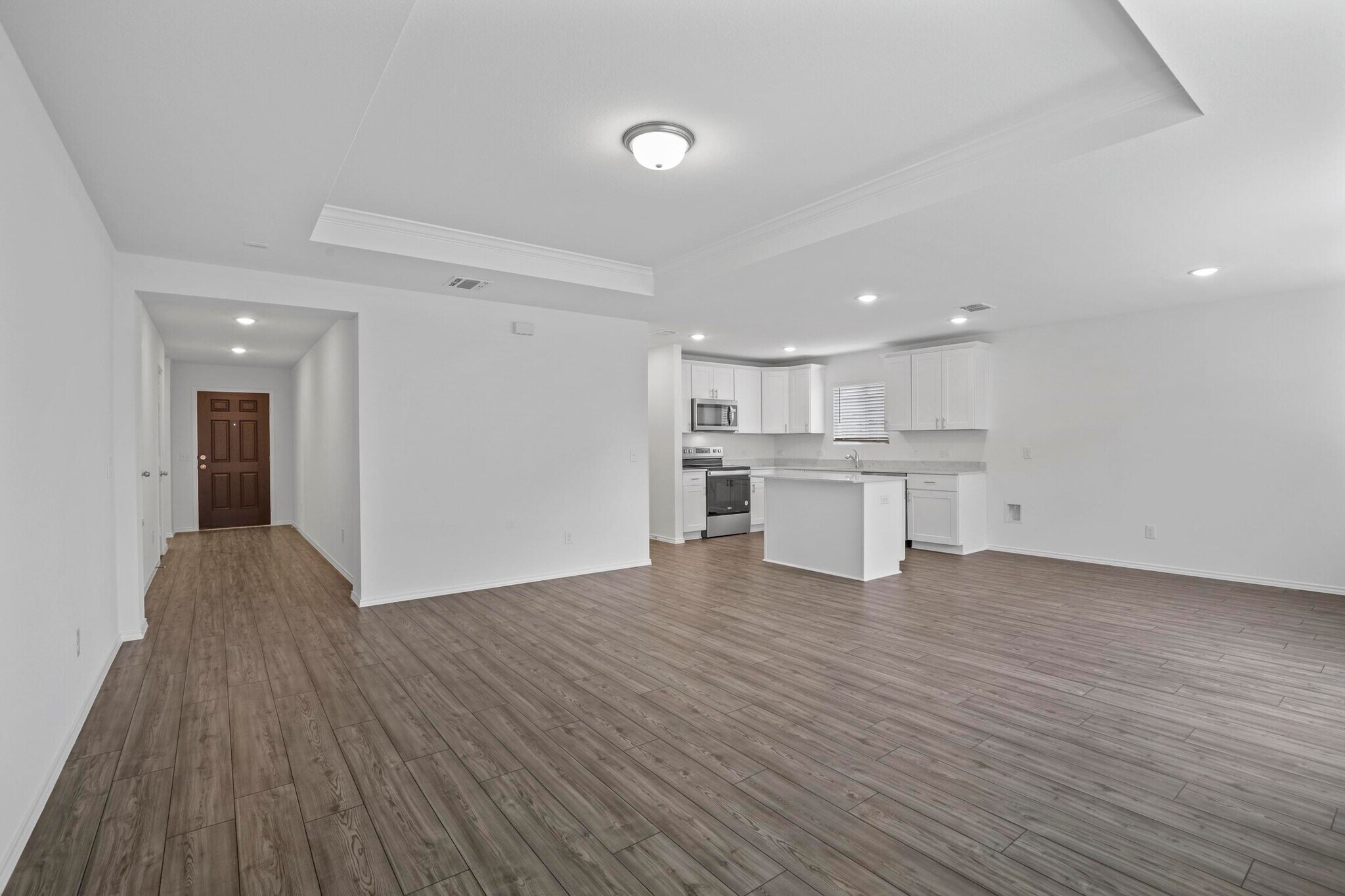 Building Photo - 4541 Benham Dr