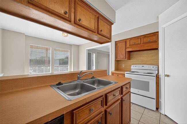 Building Photo - 11503 Nobility Dr