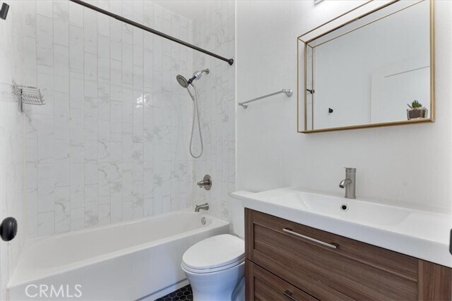 Building Photo - 62 Calle De Los Ninos